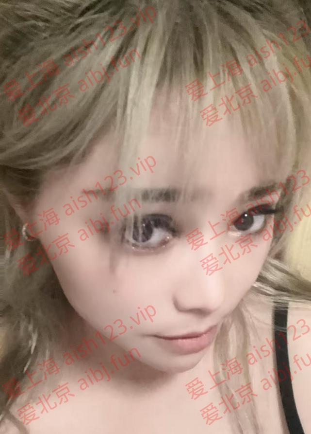020235u9mi3tki98bvwvwv.jpg