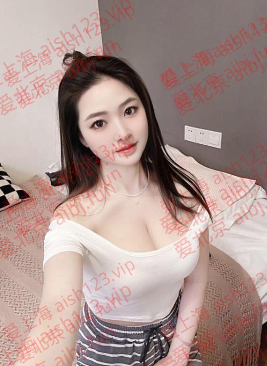沈曼.jpg